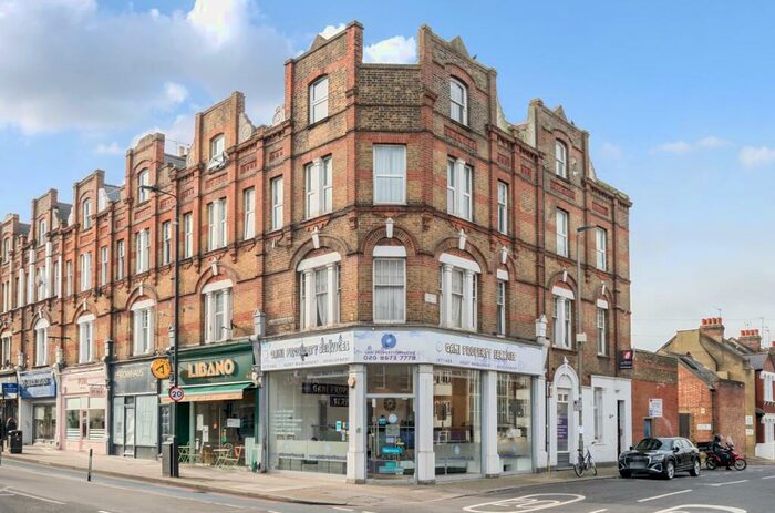 1 Bedroom Flat To Rent In Balham High Road London, SW12