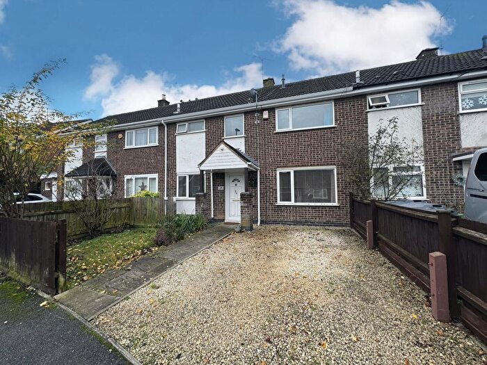 3 Bedroom Town House For Sale In Broadmead Road, Blaby, Leicester, LE8