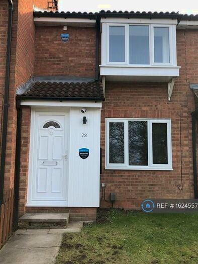 2 Bedroom Terraced House To Rent In Kestrel Way, Luton, LU4