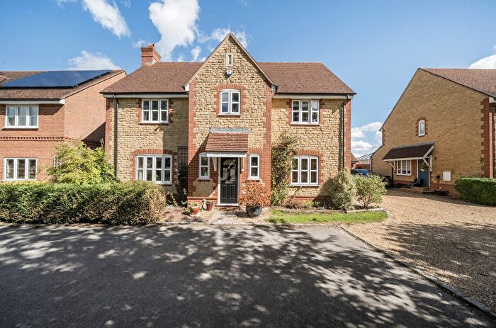 4 Bedroom Detached House For Sale In Ock Meadow, Stanford In The Vale, Faringdon, Oxfordshire, SN7
