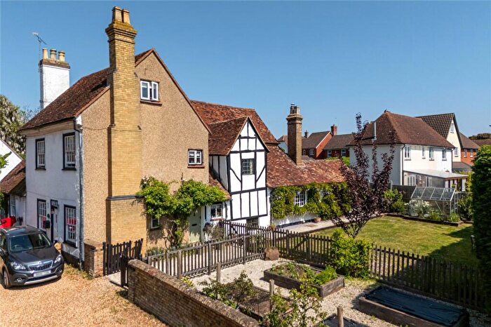 3 Bedroom Semi Detached House For Sale In High Street, Silsoe, Bedfordshire, MK45