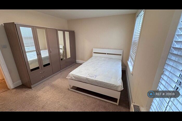 4 Bedroom Terraced House To Rent In Forest Gate, Forest Gate, E7