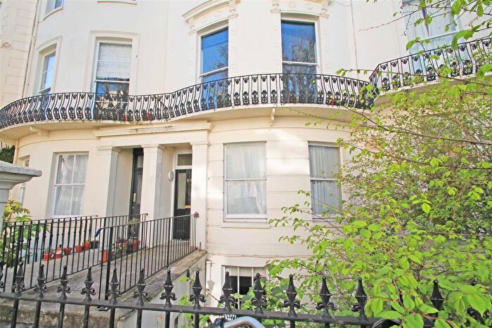2 Bedroom Flat To Rent In Brunswick Road, Hove, BN3