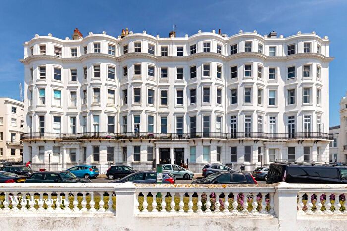 2 Bedroom Apartment For Sale In Clarendon Terrace, Brighton, East Sussex, BN2