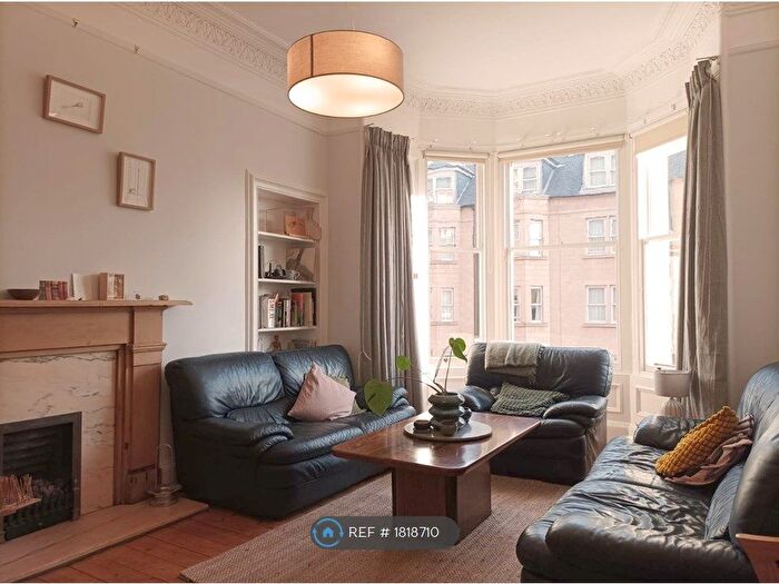 2 Bedroom Flat To Rent In Leamington Terrace, Edinburgh, EH10