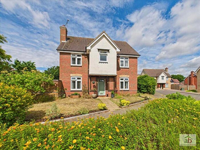 4 Bedroom Detached House For Sale In Nunn Close, Martlesham, IP12