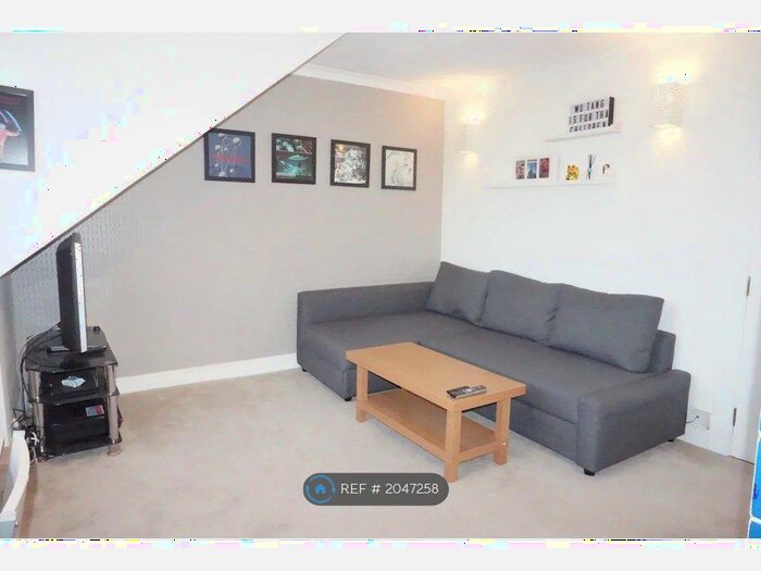2 Bedroom Flat To Rent In Holburn Street, Aberdeen, AB10