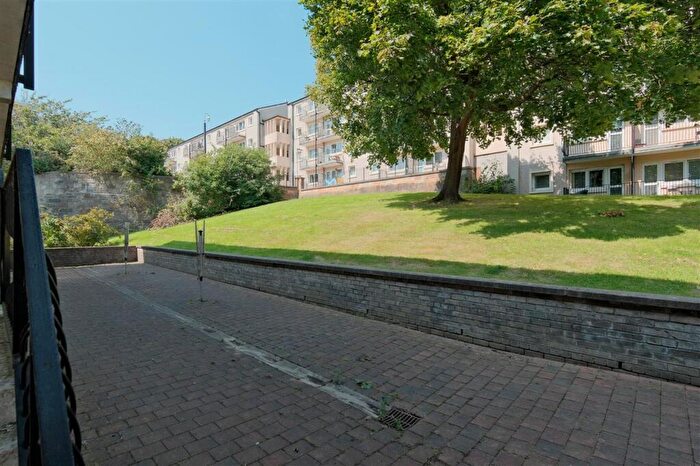 1 Bedroom Apartment To Rent In Drygate, Flat /, Glasgow, G4