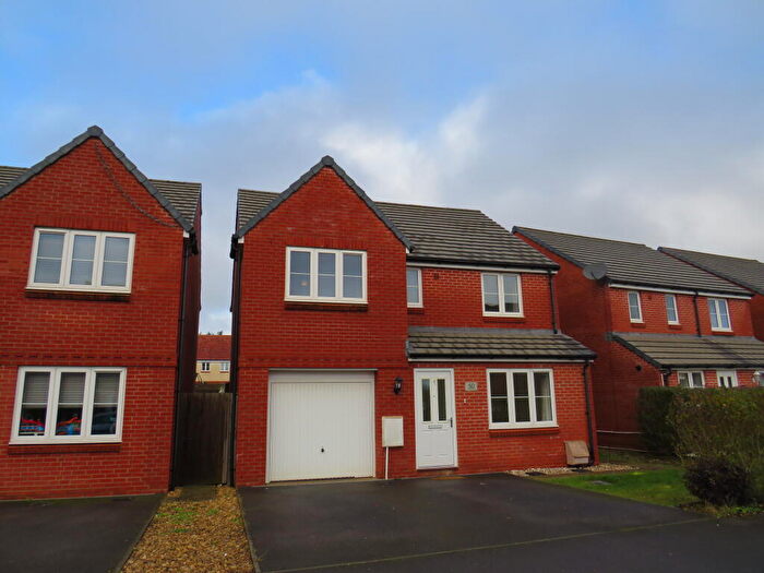 4 Bedroom House To Rent In Coberley Drive, Salisbury, SP2