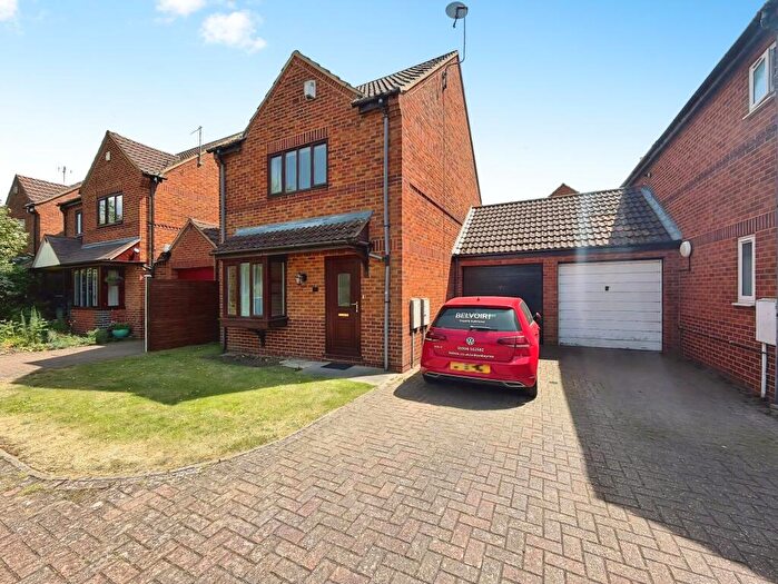 3 Bedroom Semi-Detached House To Rent In Wadesmill Lane, Caldecotte, Milton Keynes, MK7