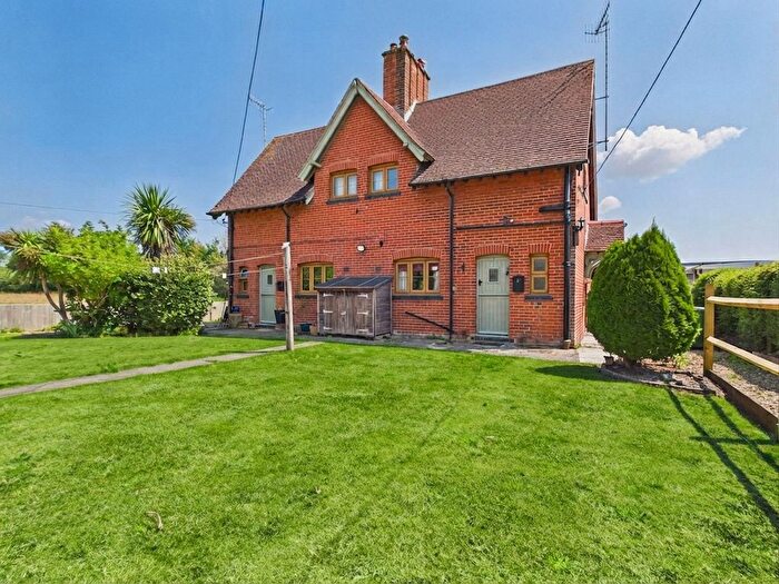 2 Bedroom Semi-Detached House For Sale In France Cottages, France Lane, Patching, BN13