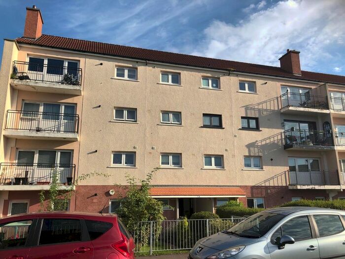 2 Bedroom Flat To Rent In Edinbeg Avenue, Toryglen, Glasgow, G42