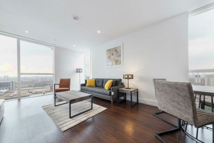 2 Bedroom Apartment To Rent In Harbour Way, London, E14