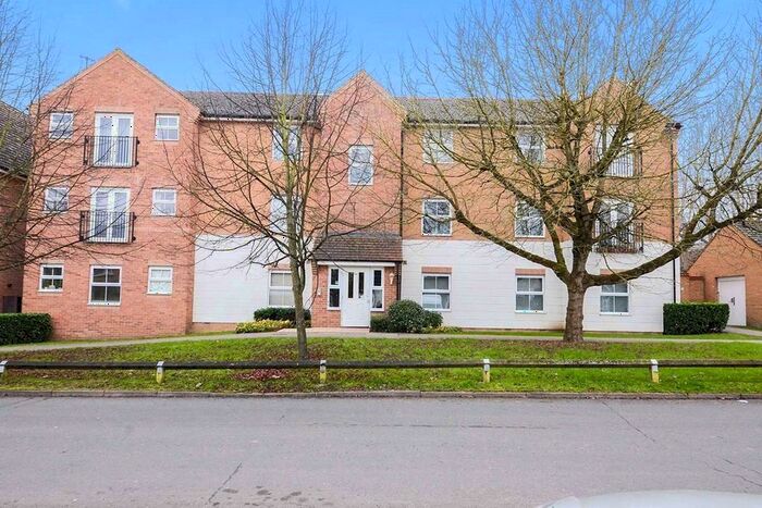 2 Bedroom Flat To Rent In Harvest End, Watford, Hertfordshire, WD25