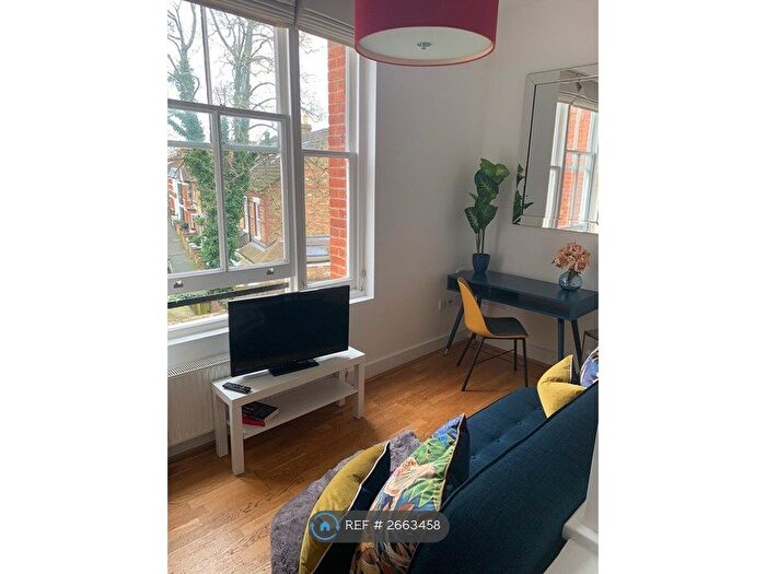 Studio To Rent In Ridings House, Windsor, SL4