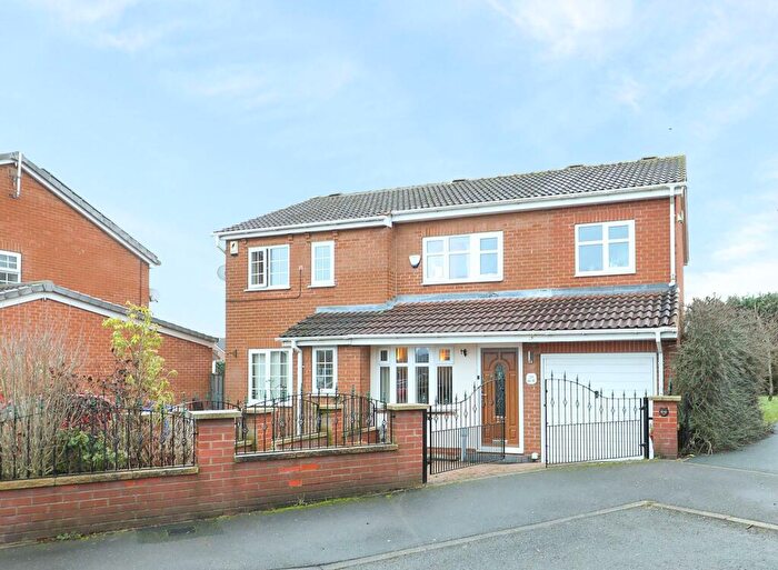 3 Bedroom Semi Detached House For Sale In Hartland Drive, Sothall, S20