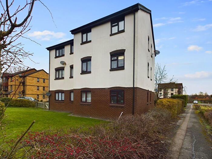2 Bedroom Flat To Rent In Longacre Road, Singleton, Ashford, TN23