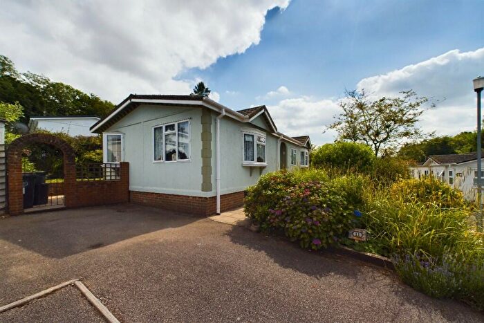 2 Bedroom Park Home For Sale In Bramble Hall Lane, Boxhill Road, KT20