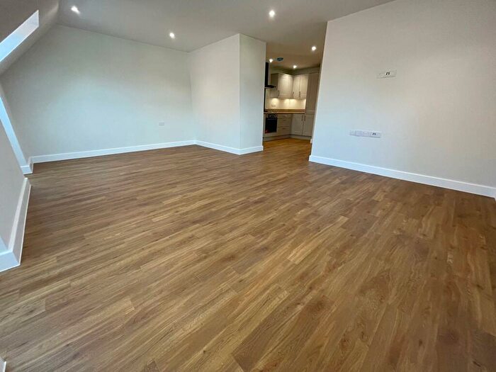 2 Bedroom Flat To Rent In Penn Hill Avenue, Poole, BH14