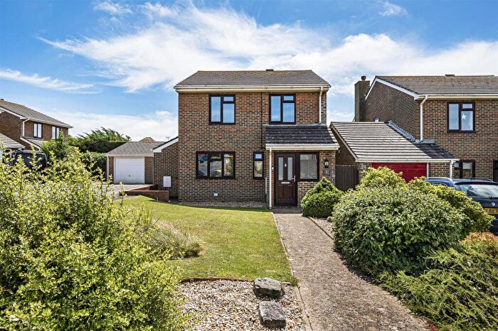 3 Bedroom Detached House For Sale In Kingston Way, Seaford, BN25
