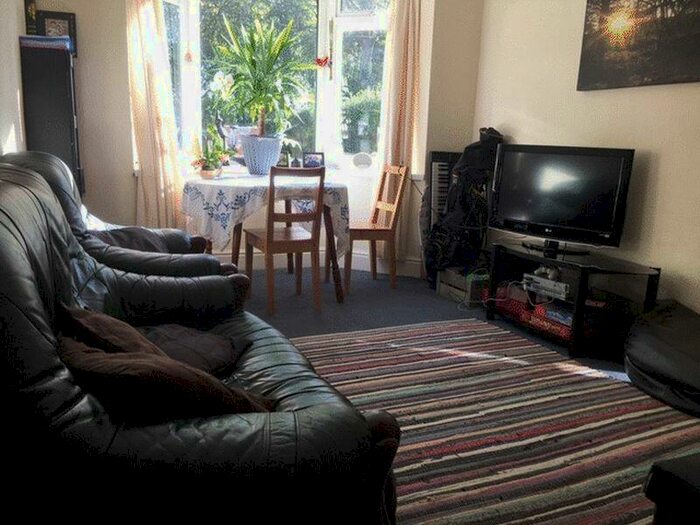 1 Bedroom Flat To Rent In Poplar Avenue, Edgbaston, Birmingham, B17