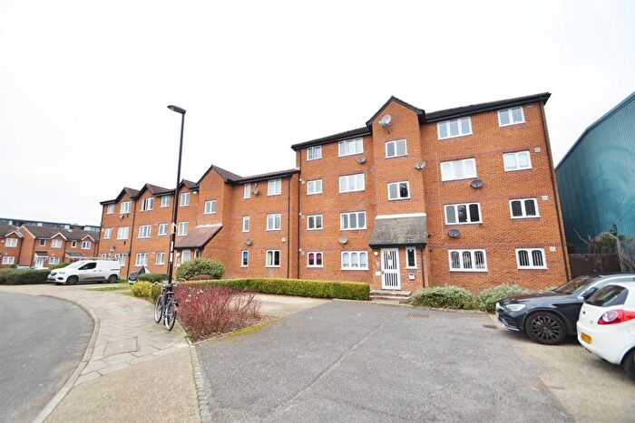 Studio To Rent In Sybil Phoenix Close, London, SE8