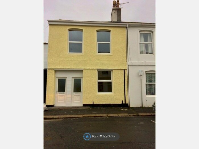 3 Bedroom Flat To Rent In Francis Street, Plymouth PL1