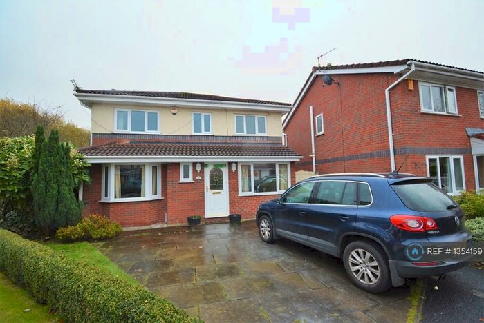 4 Bedroom Detached House To Rent In Helmclough Way, Worsley, Manchester, M28
