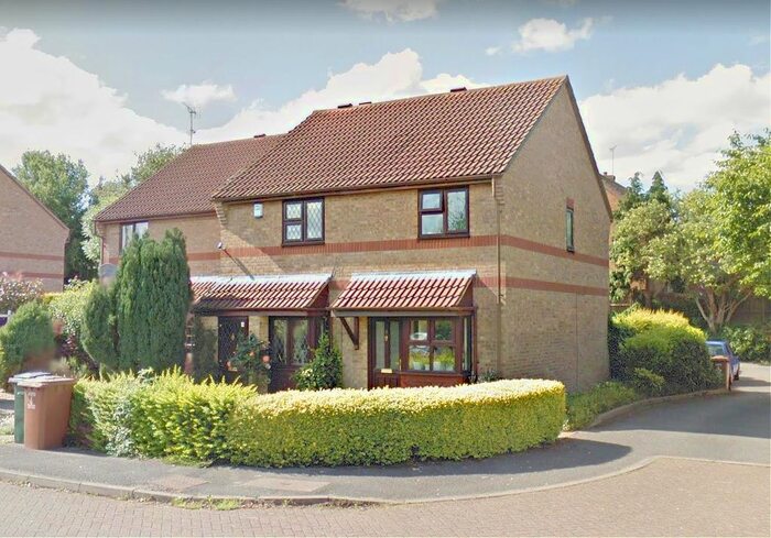 2 Bedroom Semi-Detached House To Rent In Lancaster Way, Abbots Langley, WD5