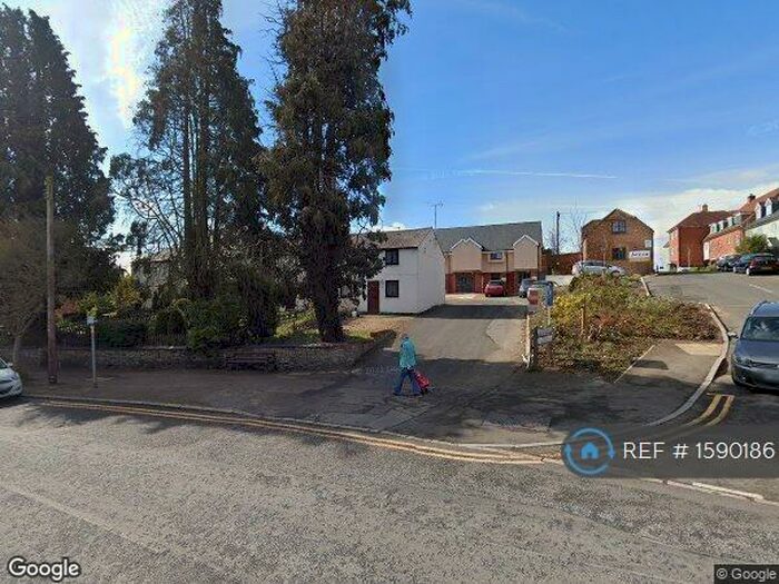 1 Bedroom Flat To Rent In Moreton Road, Buckingham, MK18