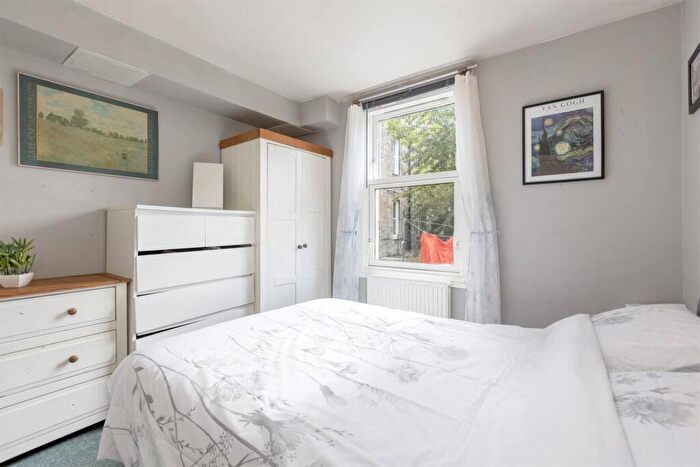 1 Bedroom Flat For Sale In Kirkwood Place, Meadowbank, Edinburgh, EH7