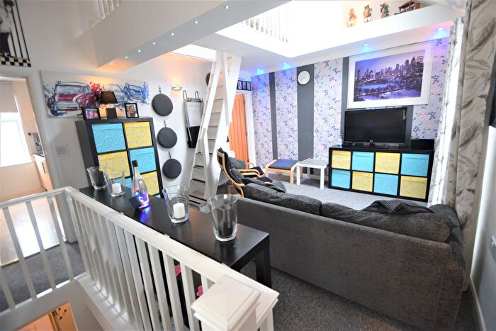 2 Bedroom Flat To Rent In Doncaster Road, Eastleigh, SO50