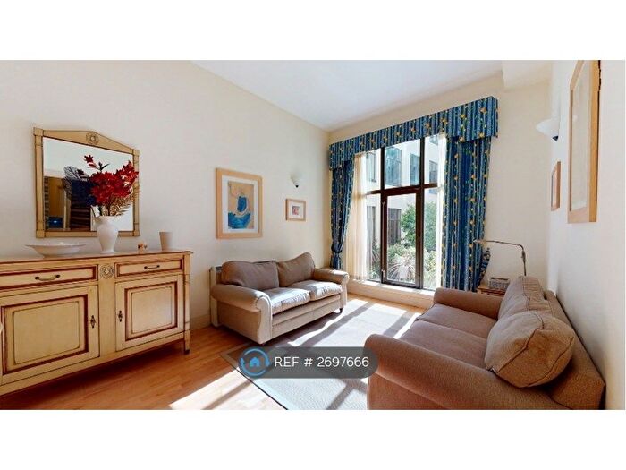 1 Bedroom Flat To Rent In Whitechapel, London, E1