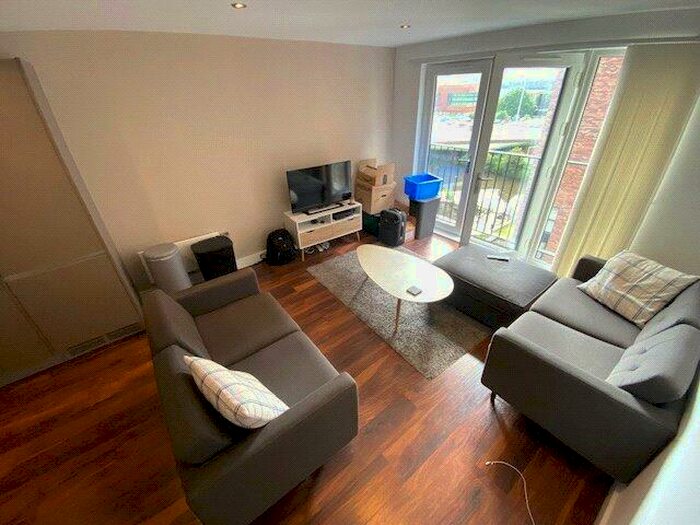 2 Bedroom Apartment To Rent In Wilburn Basin, Ordsall Lane, Salford, M5