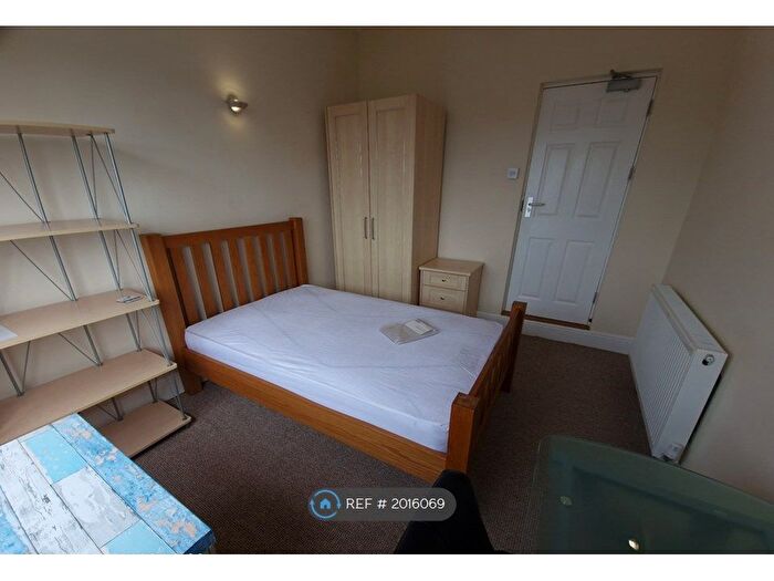 1 Bedroom Property To Rent In Kilvey Terrace, Swansea, SA1