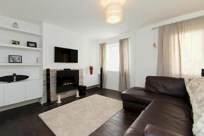 1 Bedroom Flat To Rent In Great Dover Street, London, SE1