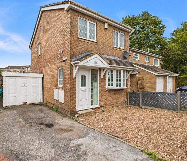 3 Bedroom Detached House For Sale In Sangster Way, Bradford, BD5