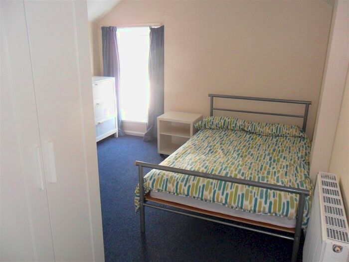 5 Bedroom Terraced House To Rent In Rhyddings Park Road, Brynmill, Swansea, SA2