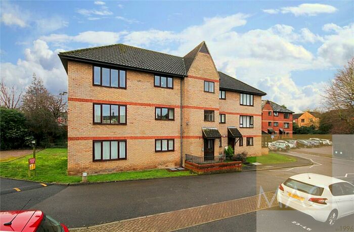 2 Bedroom Apartment To Rent In The Beeches, Out Risbygate, Bury St. Edmunds, Suffolk, IP33