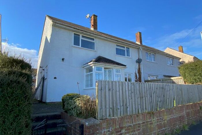 4 Bedroom Semi-Detached House To Rent In Somerset Way, Bulwark, Chepstow, NP16