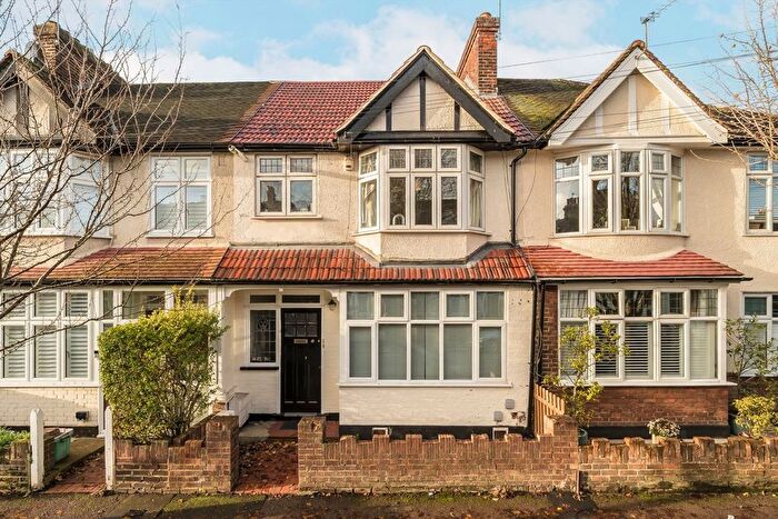 1 Bedroom Flat To Rent In Gore Road, Raynes Park, SW20