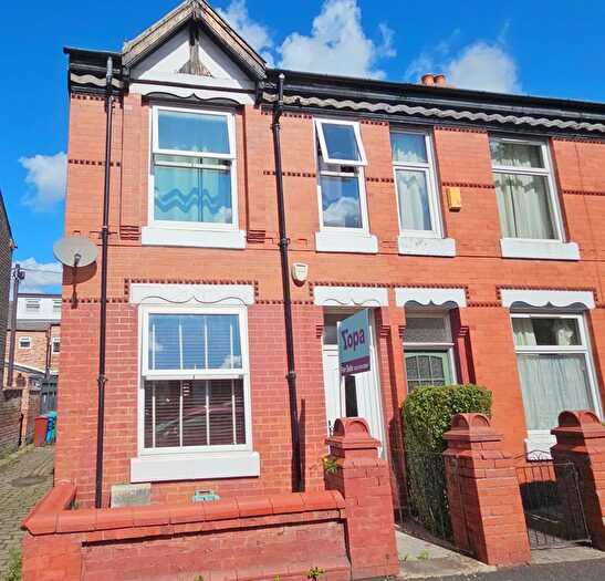 2 Bedroom End Of Terrace House For Sale In Brompton Road, Manchester, M14