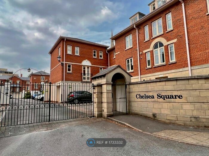 3 Bedroom Flat To Rent In Chelsea Square, Cheltenham, GL50