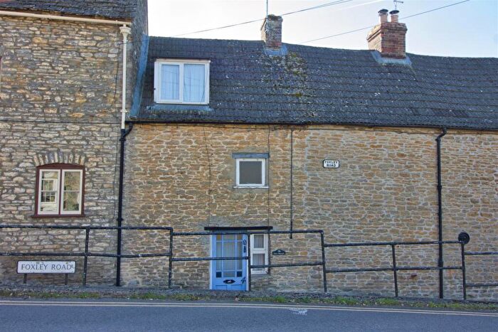 2 Bedroom Cottage For Sale In Foxley Road, Malmesbury, SN16