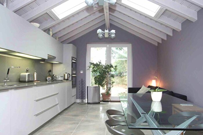 2 Bedroom Terraced House To Rent In Nelson Street, Jericho, OX2