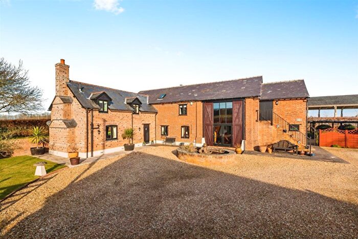 5 Bedroom Detached House To Rent In Willett Road, Ashington, Wimborne, BH21