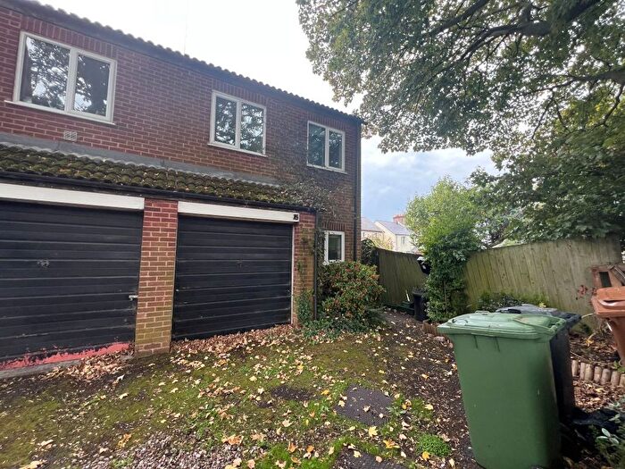 3 Bedroom Semi-Detached House For Sale In Greadier Street, Willenhall, WV12