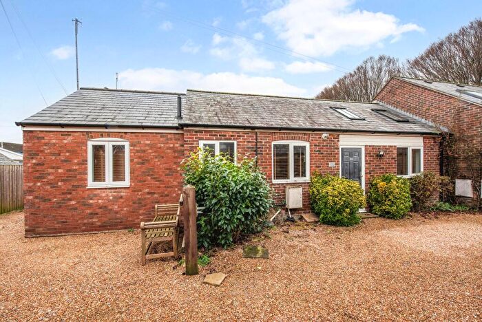 2 Bedroom Semi-Detached Bungalow For Sale In Oving Road, Chichester, PO19