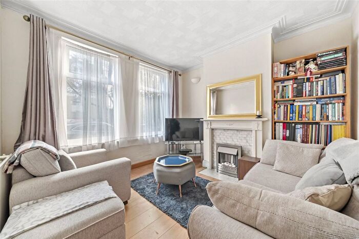 2 Bedroom Flat For Sale In Sybourn Street, Walthamstow, London, E17