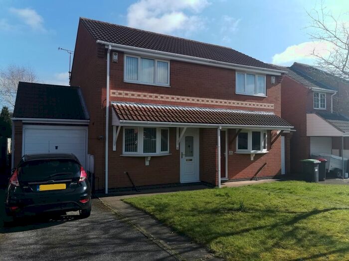 2 Bedroom Semi-Detached House To Rent In Covert Close, Hucknall, Nottingham, NG15